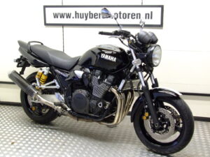 Yamaha XJR 1300 Naked 2013
