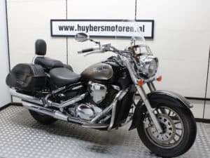 25 - Suzuki VL 800 Touring