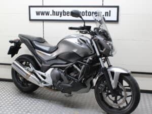 NC700S DCT ABS Naked 2013